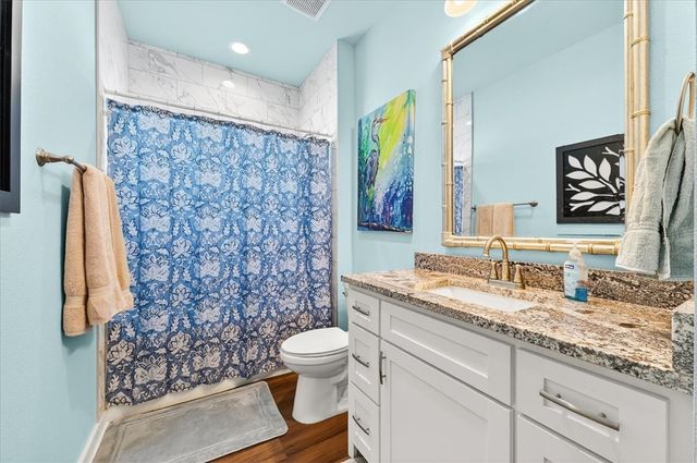 123 6th St, Port Aransas, TX 78373