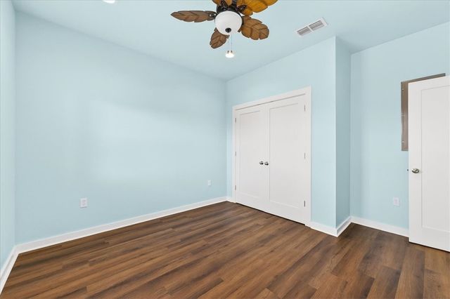 123 6th St, Port Aransas, TX 78373