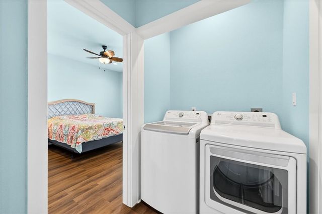 123 6th St, Port Aransas, TX 78373