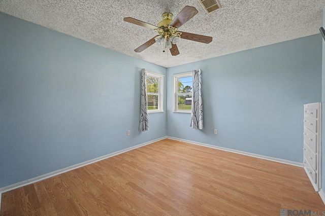 11911 Mccullough Rd, Zachary, LA 70791