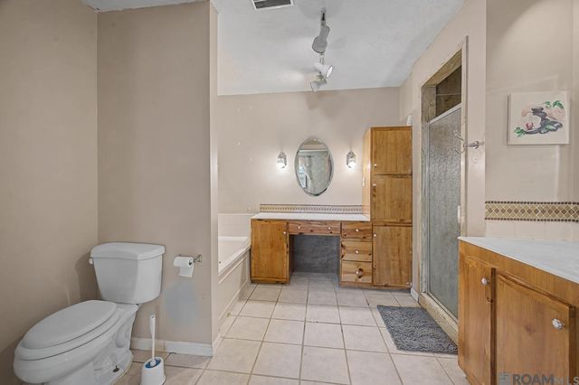 11911 Mccullough Rd, Zachary, LA 70791