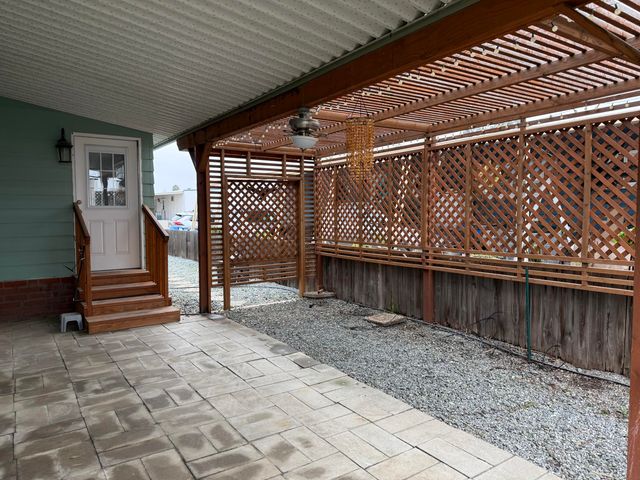 2627 W Midvalley Avenue 88, Visalia, CA 93277