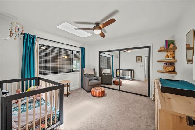 23626 Neargate, Newhall, CA 91321