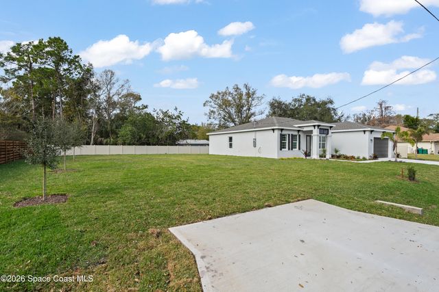 655 Vine Street, Melbourne, FL 32904