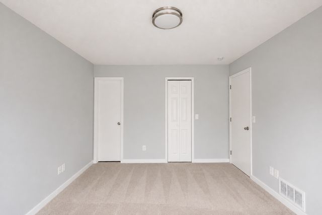 7797 Woodpark Boulevard, Woodbury, MN 55125