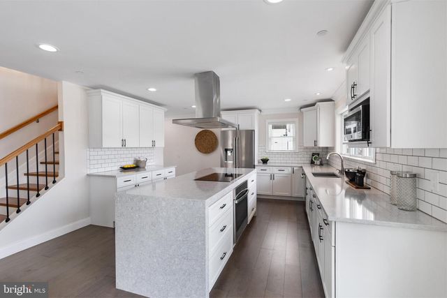 404 ALAMEDA PKWY, Arnold, MD 21012