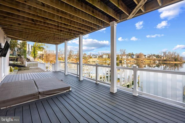 404 ALAMEDA PKWY, Arnold, MD 21012