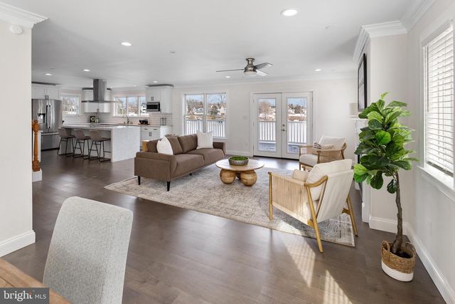 404 ALAMEDA PKWY, Arnold, MD 21012