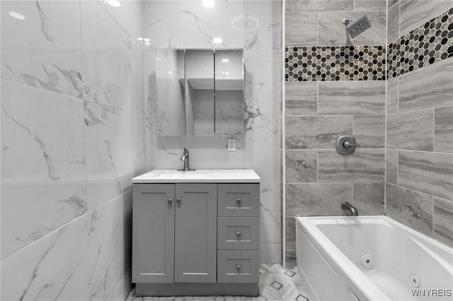 218 Potters Road, Buffalo, NY 14220