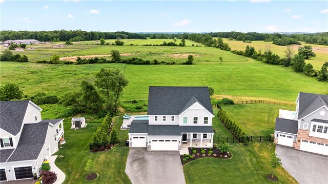 1531 Beaumont Way, Victor, NY 14564