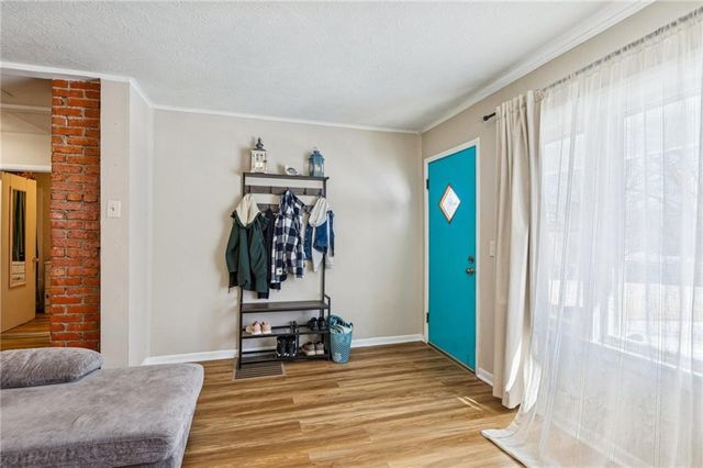 3022 Wallace Avenue, Kansas City, MO 64129