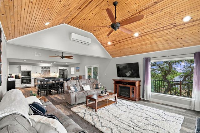 603 BARBARA DR, Canyon Lake, TX 78133