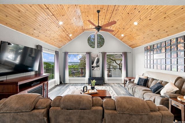 603 BARBARA DR, Canyon Lake, TX 78133