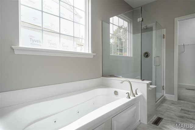 1 TBB Parker Pointe @ Brightleaf Manor Villas, Wildwood, MO 63038