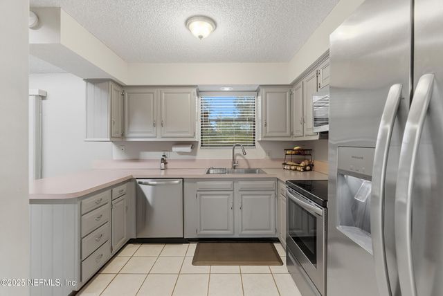 1540 LEMONWOOD Road, St. Johns, FL 32259