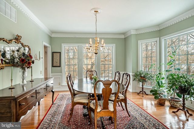 115 CAMELOT LN, Newtown Square, PA 19073