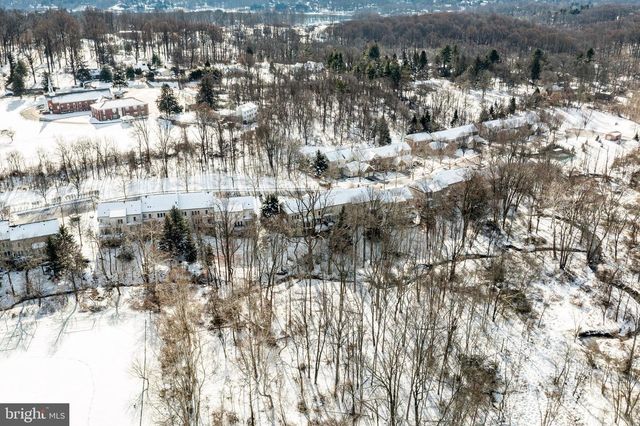 115 CAMELOT LN, Newtown Square, PA 19073