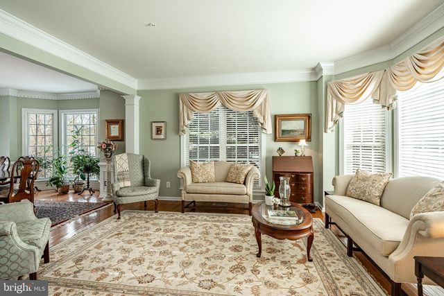 115 CAMELOT LN, Newtown Square, PA 19073