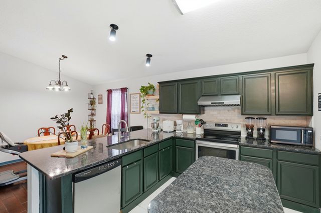 1981 Catline Circle, Navarre, FL 32566