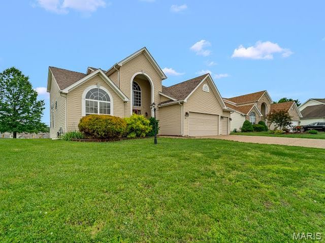 102 Stewart Springs Drive, Wentzville, MO 63385