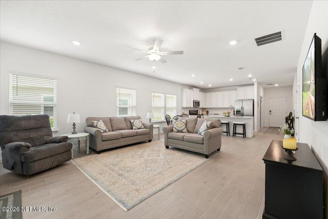 2828 HAMMOCK DALE Court, Green Cove Springs, FL 32043