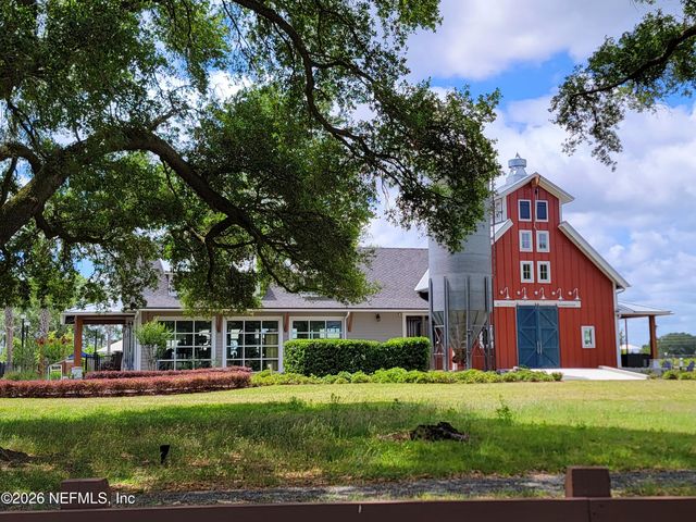 2828 HAMMOCK DALE Court, Green Cove Springs, FL 32043