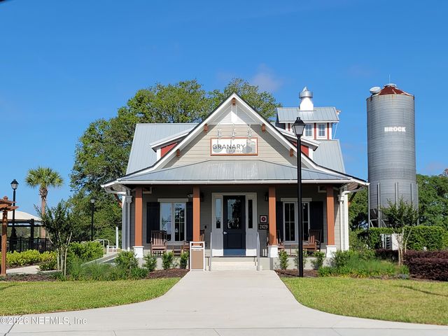 2828 HAMMOCK DALE Court, Green Cove Springs, FL 32043