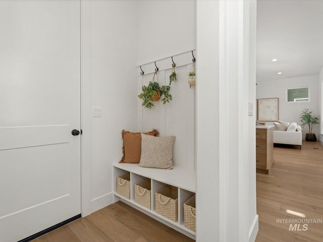 13898 N Malheur Pl, Boise, ID 83714