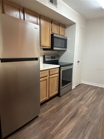 486 N PIN OAK PLACE 210, Longwood, FL 32779