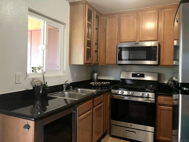 526 Calle Montecito 140, Oceanside, CA 92057