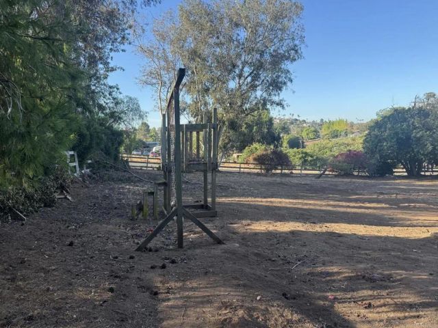726 Valley Drive, Vista, CA 92084