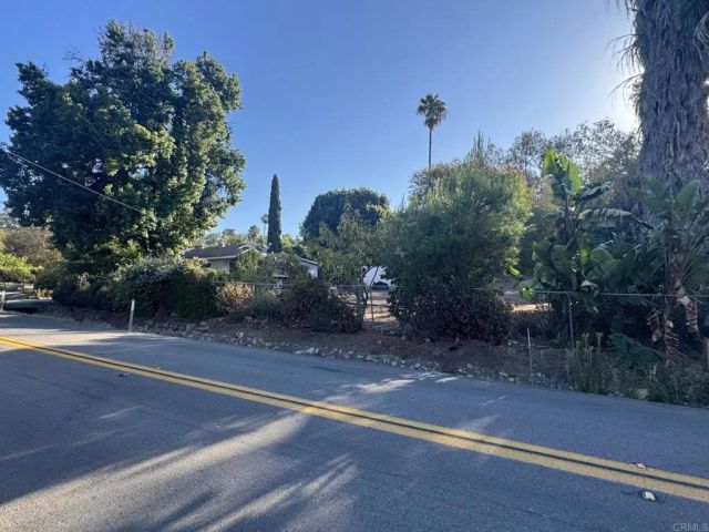 726 Valley Drive, Vista, CA 92084