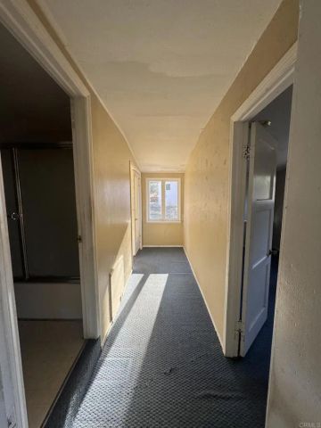 726 Valley Drive, Vista, CA 92084