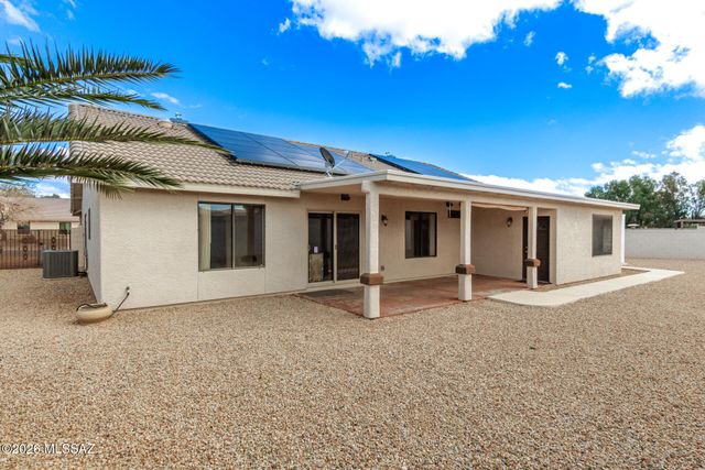 9321 E Lochnay Lane, Tucson, AZ 85747