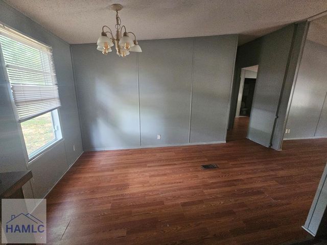 33 Sherwood Forest Drive SE, Allenhurst, GA 31301