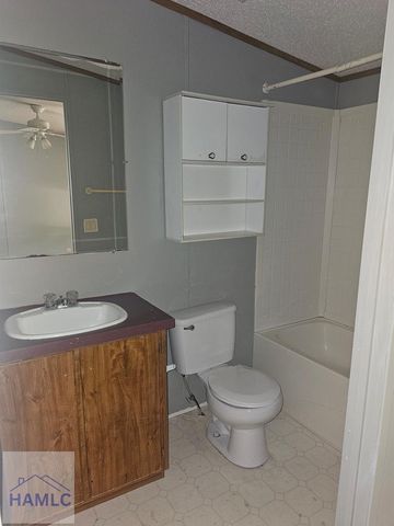 33 Sherwood Forest Drive SE, Allenhurst, GA 31301