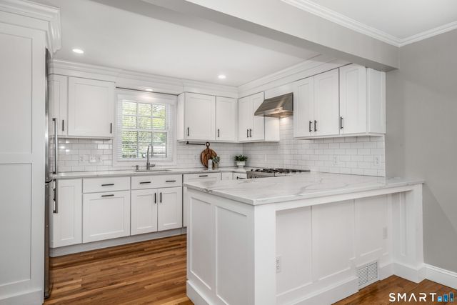 64 Argyle Avenue, West Hartford, CT 06107