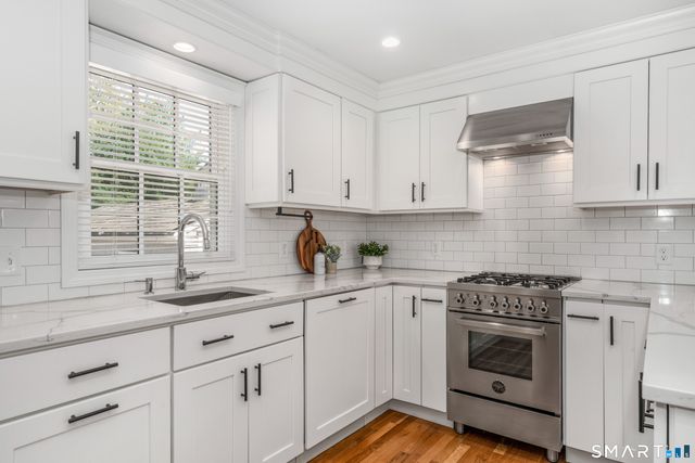 64 Argyle Avenue, West Hartford, CT 06107