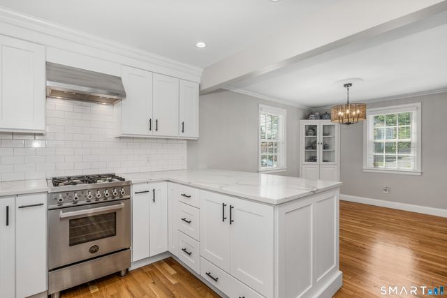 64 Argyle Avenue, West Hartford, CT 06107
