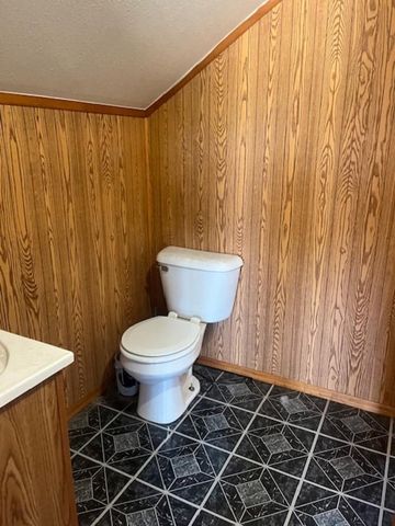 W4040 COUNTY ROAD E, Berlin, WI 54923