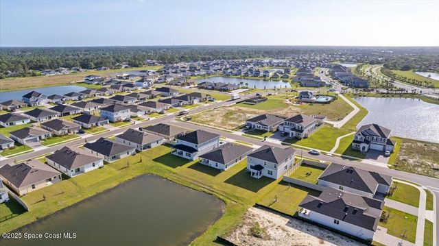 527 Glaspell Circle SE, Palm Bay, FL 32909
