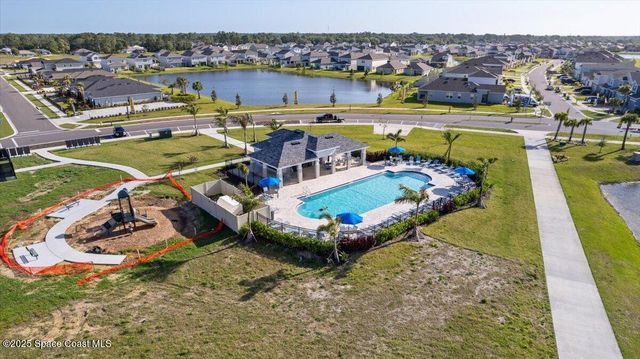 527 Glaspell Circle SE, Palm Bay, FL 32909