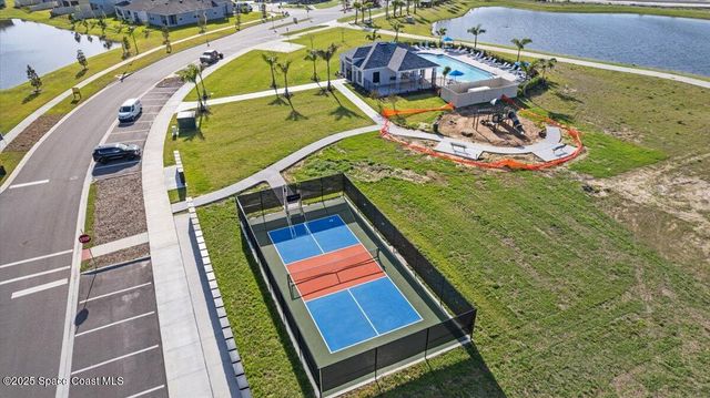 527 Glaspell Circle SE, Palm Bay, FL 32909