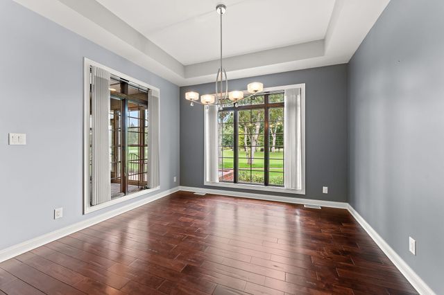 5708 Fountain View Drive, Wheatfield, IN 46392