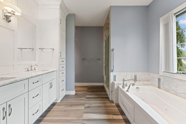 5708 Fountain View Drive, Wheatfield, IN 46392