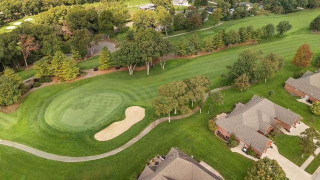 5708 Fountain View Drive, Wheatfield, IN 46392