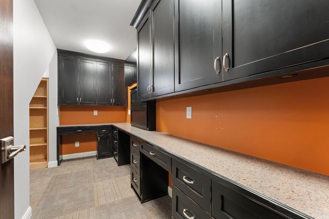 5708 Fountain View Drive, Wheatfield, IN 46392