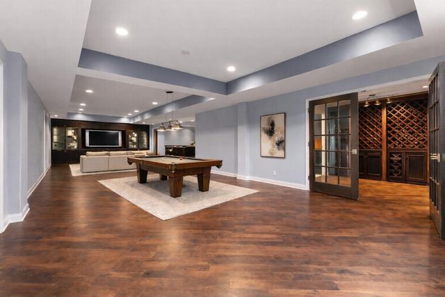 5708 Fountain View Drive, Wheatfield, IN 46392