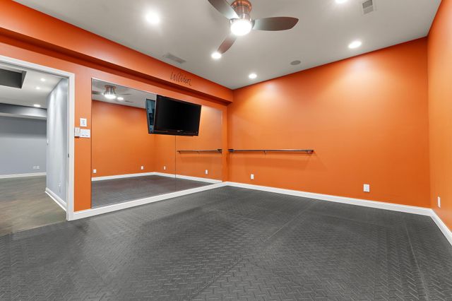 5708 Fountain View Drive, Wheatfield, IN 46392