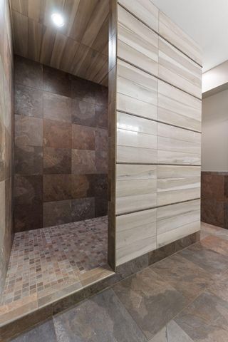 5708 Fountain View Drive, Wheatfield, IN 46392